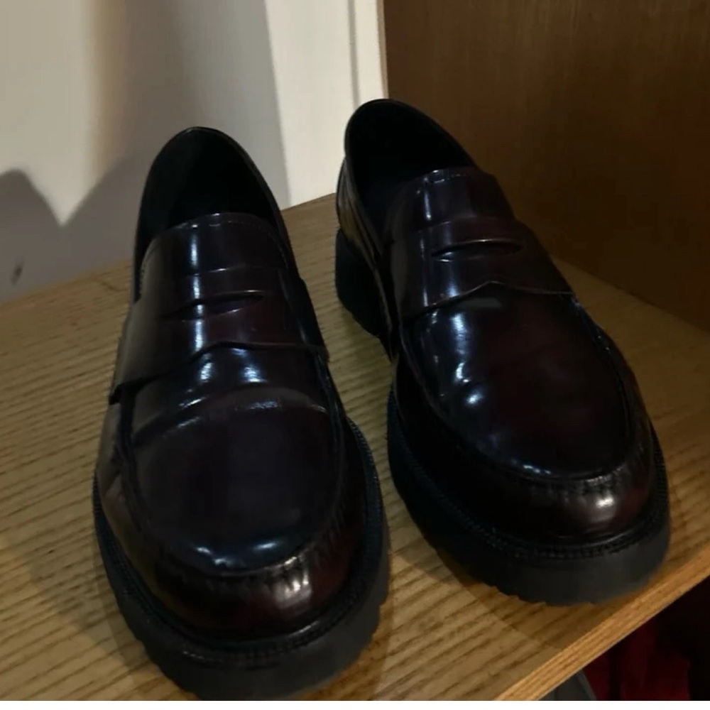 COLE HAAN CLASSIC LOAFERS